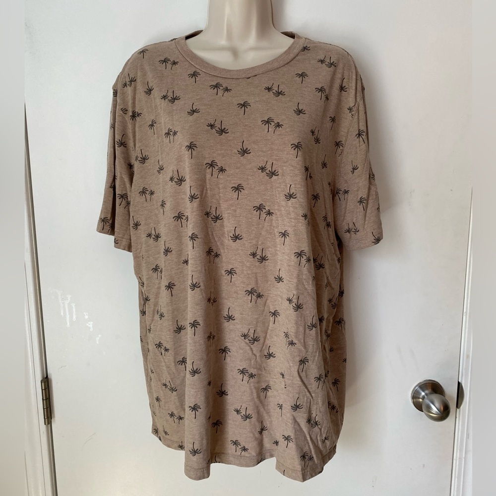 Old Navy Palm Tree T Shirt